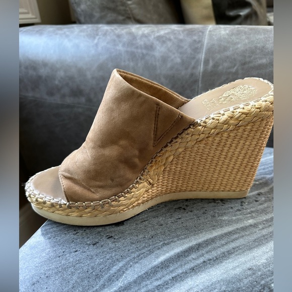 Vince Camuto Brissia Wedge Platforms Sandals Mules Tortilla Leather 8.5 shoes - Picture 12 of 15